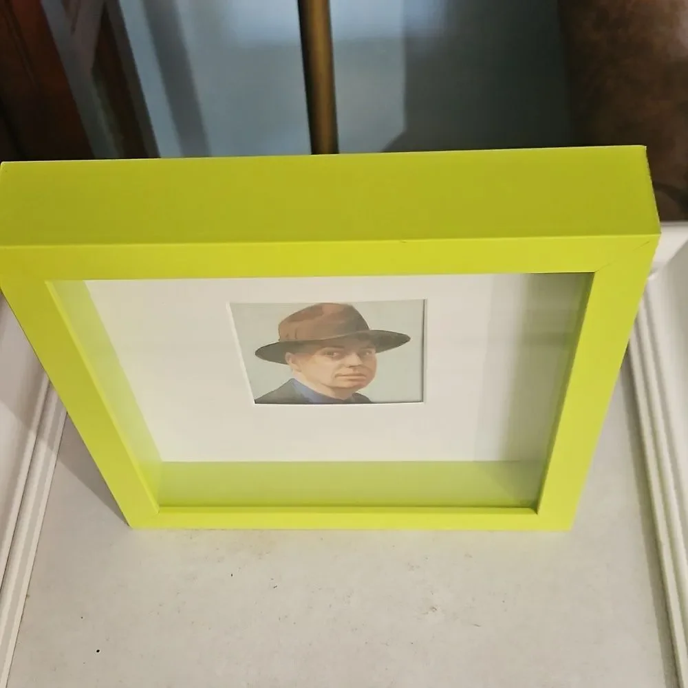 NWOT Michaels Green Square Shadowbox Picture Frame with Male Portrait